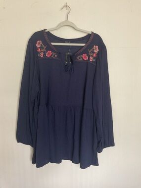 Torrid NWT navy tunic with pink & red floral embroidery women’s 5X